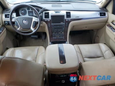 Zdjęcie 8 z 12 samochodu: 2010 CADILLAC ESCALADE HYBRID VIN:1GYUCEEJ1AR213229 - miniatura