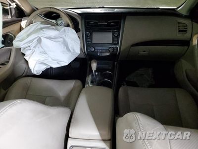 Zdjęcie 8 z 12 samochodu: 2015 NISSAN ALTIMA 3.5S VIN:1N4BL3AP7FC161715 - miniatura