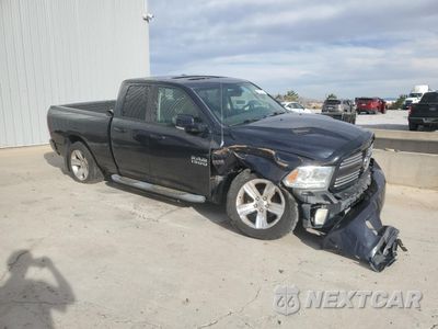 Czwarte zdjęcie samochodu z boku: 2013 RAM 1500 SPORT VIN:1C6RR7HT5DS696974 - miniatura