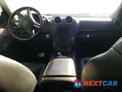 Zdjęcie 8 z 13 samochodu: 2009 MERCEDES-BENZ GL 550 4MATIC VIN:4JGBF86E39A497041 - miniatura
