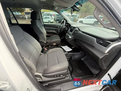 Zdjęcie 13 z 15 samochodu: 2018 CHEVROLET TAHOE POLICE VIN:1GNLCDEC7JR229262 - miniatura