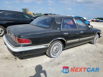 Trzecie zdjęcie samochodu z tyłu: 1995 MERCURY GRAND MARQUIS GS VIN:2MELM74W0RX612480 - miniatura