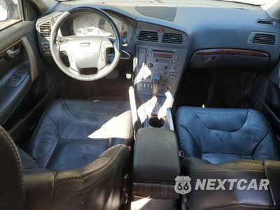 Zdjęcie 8 z 12 samochodu: 2001 VOLVO V70 XC VIN:YV1SZ58D411033768 - miniatura