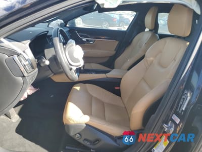 Zdjęcie 7 z 15 samochodu: 2017 VOLVO S90 T5 MOMENTUM VIN:YV1102AK2H1007113 - miniatura