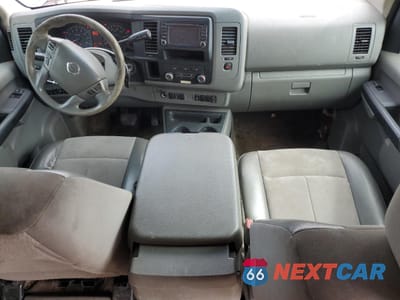 Zdjęcie 8 z 15 samochodu: 2019 NISSAN NV 3500 DELIVERY VAN VIN:5BZBF0AA7KN851281 - miniatura