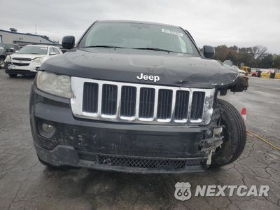 Piąte zdjęcie samochodu w środku: 2013 JEEP GRAND CHEROKEE LAREDO VIN:1C4RJEAG1DC533444 - miniatura