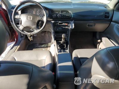 Zdjęcie 8 z 12 samochodu: 1995 HONDA ACCORD EX VIN:JHMCD5561SC002402 - miniatura