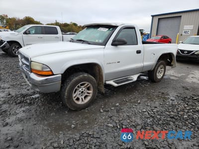 2001 DODGE DAKOTA 1B7GG26X31S234049 - główne zdjęcie licytacji z USA - miniatura