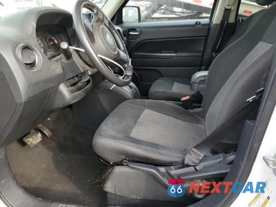 Zdjęcie 7 z 13 samochodu: 2014 JEEP PATRIOT LATITUDE VIN:1C4NJRFB3ED816684 - miniatura