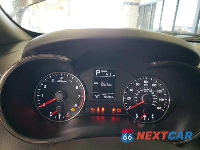 Zdjęcie 9 z 12 samochodu: 2017 KIA FORTE LX VIN:3KPFK4A77HE122283 - miniatura