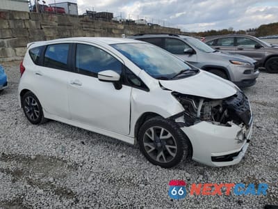 Czwarte zdjęcie samochodu z boku: 2017 NISSAN VERSA NOTE S VIN:3N1CE2CPXHL370666 - miniatura