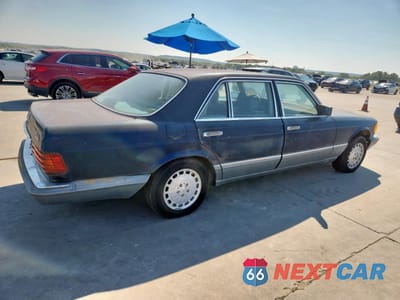 Trzecie zdjęcie samochodu z tyłu: 1988 MERCEDES-BENZ 560 SEL VIN:WDBCA39D3JA400095 - miniatura
