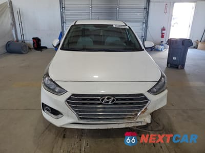Piąte zdjęcie samochodu w środku: 2022 HYUNDAI ACCENT SE VIN:3KPC24A69NE160488 - miniatura