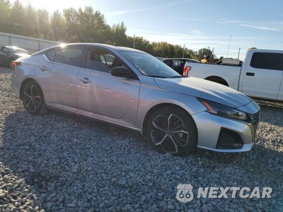 Czwarte zdjęcie samochodu z boku: 2023 NISSAN ALTIMA SR VIN:1N4BL4CV7PN413163 - miniatura