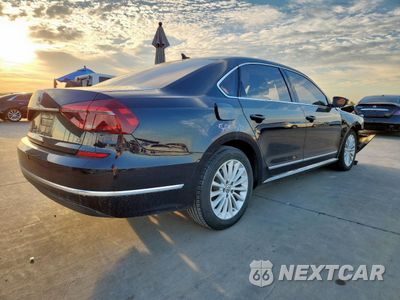 Trzecie zdjęcie samochodu z tyłu: 2017 VOLKSWAGEN PASSAT SE VIN:1VWBT7A39HC027867 - miniatura