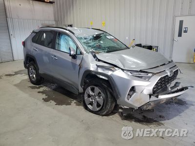 Czwarte zdjęcie samochodu z boku: 2025 TOYOTA RAV4 XLE VIN:2T3P1RFV7SW542715 - miniatura