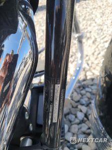 Zdjęcie 9 z 9 samochodu: 2003 HARLEY-DAVIDSON FLSTCI VIN:1HD1BWB1X3Y092794 - miniatura