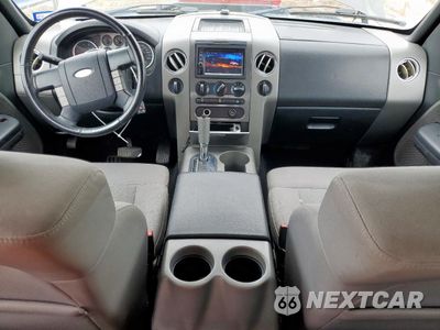 Zdjęcie 8 z 14 samochodu: 2005 FORD F150 4WD VIN:1FTPX14585NB32083 - miniatura