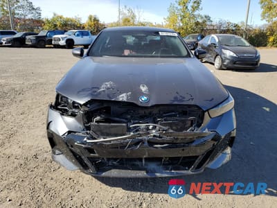 Piąte zdjęcie samochodu w środku: 2025 BMW I5 XDRIVE 40 VIN:WBY13HG04SCT25671 - miniatura