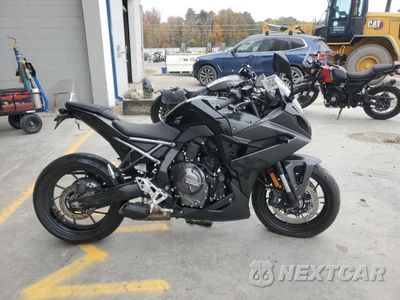 2025 SUZUKI GSX800 F JS1EM13B6S7100072 - główne zdjęcie licytacji z USA - miniatura