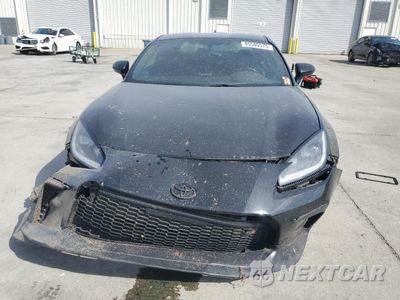 Piąte zdjęcie samochodu w środku: 2022 TOYOTA GR 86 VIN:JF1ZNBB18N9757456 - miniatura