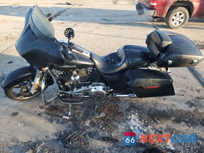 Trzecie zdjęcie samochodu z tyłu: 2017 HARLEY-DAVIDSON FLHXS STREET GLIDE SPECIAL VIN:1HD1KRC14HB628150 - miniatura