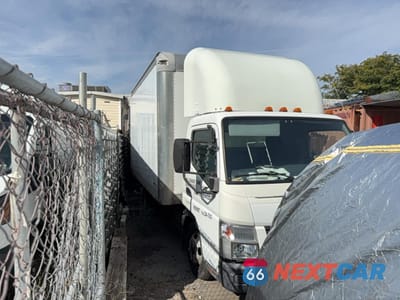 2014 MITSUBISHI FUSO TRUCK OF AMERICA INC FE FEC52S JL6AME1A7EK003994 - główne zdjęcie licytacji z USA - miniatura