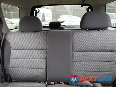 Zdjęcie 10 z 12 samochodu: 2004 FORD ESCAPE XLT VIN:1FMYU93184KA48870 - miniatura