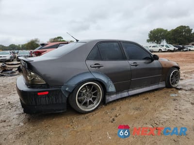Trzecie zdjęcie samochodu z tyłu: 2002 LEXUS IS 300 VIN:JTHBD192420053809 - miniatura