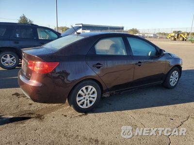 Trzecie zdjęcie samochodu z tyłu: 2010 KIA FORTE EX VIN:KNAFU4A24A5203920 - miniatura