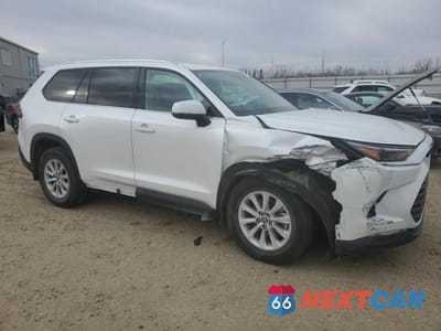 Czwarte zdjęcie samochodu z boku: 2024 TOYOTA GRAND HIGHLANDER XLE VIN:5TDAAAB50RS046731 - miniatura