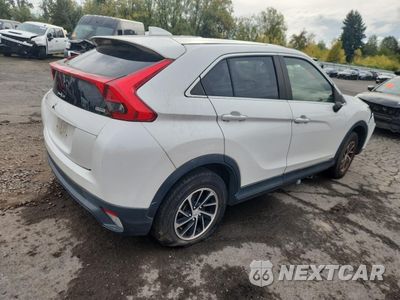 Trzecie zdjęcie samochodu z tyłu: 2020 MITSUBISHI ECLIPSE CROSS ES VIN:JA4AT3AA3LZ006177 - miniatura