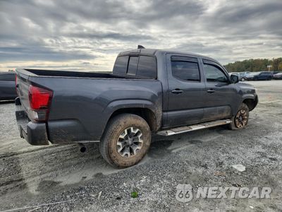 Trzecie zdjęcie samochodu z tyłu: 2020 TOYOTA TACOMA DOUBLE CAB VIN:3TMCZ5AN1LM337787 - miniatura