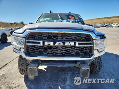 Piąte zdjęcie samochodu w środku: 2021 RAM 2500 TRADESMAN VIN:3C6UR5CJXMG516710 - miniatura