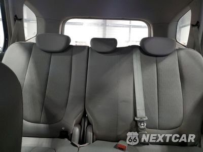 Zdjęcie 10 z 13 samochodu: 2007 KIA RONDO BASE VIN:KNAFG525377082073 - miniatura