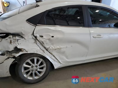 Zdjęcie 10 z 12 samochodu: 2022 HYUNDAI ACCENT SE VIN:3KPC24A69NE160488 - miniatura