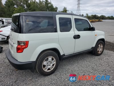 Trzecie zdjęcie samochodu z tyłu: 2010 HONDA ELEMENT LX VIN:5J6YH1H34AL003090 - miniatura