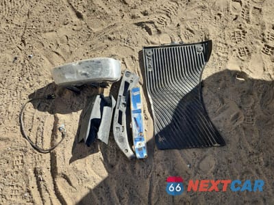 Zdjęcie 13 z 14 samochodu: 2018 GMC SAVANA 3500 DELIVERY VAN VIN:1GTZ7HFGXJ1188964 - miniatura