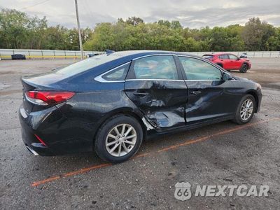 Trzecie zdjęcie samochodu z tyłu: 2019 HYUNDAI SONATA SE VIN:5NPE24AF9KH802126 - miniatura