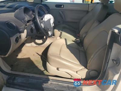 Zdjęcie 7 z 12 samochodu: 2008 VOLKSWAGEN NEW BEETLE CONVERTIBLE SE VIN:3VWRF31Y28M416066 - miniatura