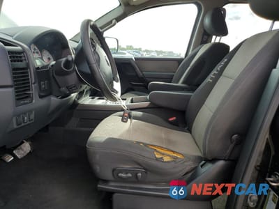 Zdjęcie 7 z 15 samochodu: 2012 NISSAN TITAN S VIN:1N6BA0EK4CN327537 - miniatura