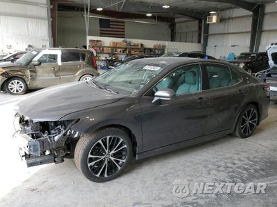 2018 TOYOTA CAMRY L 4T1B11HK4JU148871 - główne zdjęcie licytacji z USA - miniatura