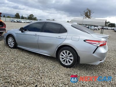 Drugie zdjęcie samochodu z przodu: 2020 TOYOTA CAMRY SE VIN:4T1G11AK9LU334876 - miniatura