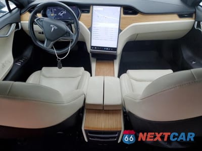 Zdjęcie 8 z 12 samochodu: 2021 TESLA MODEL S VIN:5YJSA1E24MF424827 - miniatura