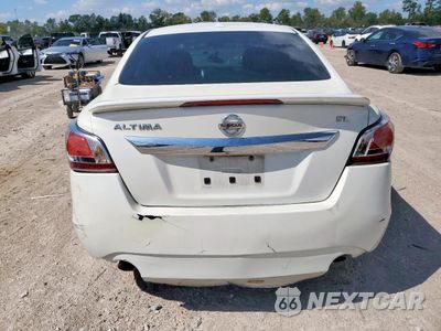 Zdjęcie 6 z 12 samochodu: 2015 NISSAN ALTIMA 2.5 VIN:1N4AL3AP7FC154520 - miniatura