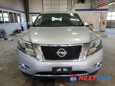 Piąte zdjęcie samochodu w środku: 2015 NISSAN PATHFINDER S VIN:5N1AR2MM9FC705286 - miniatura