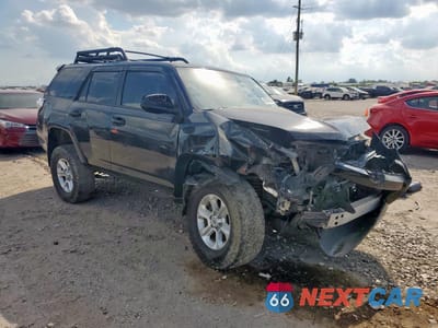 Czwarte zdjęcie samochodu z boku: 2015 TOYOTA 4RUNNER SR5/SR5 PREMIUM VIN:JTEBU5JR3F5274940 - miniatura