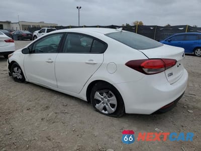 Drugie zdjęcie samochodu z przodu: 2017 KIA FORTE LX VIN:3KPFK4A77HE108612 - miniatura