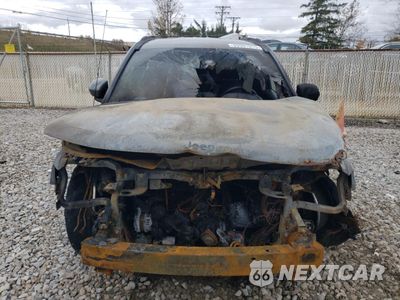 Piąte zdjęcie samochodu w środku: 2014 JEEP COMPASS LATITUDE VIN:1C4NJDEB2ED521743 - miniatura