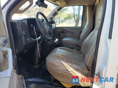 Zdjęcie 7 z 13 samochodu: 2019 GMC SAVANA DELIVERY TRUCK VIN:1GD07RFP0K1232417 - miniatura